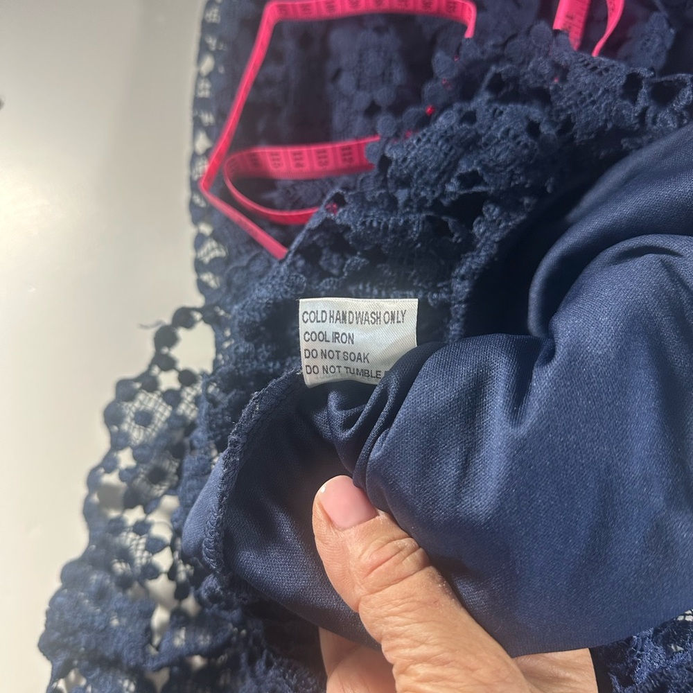 Petal & Pup Navy Lace Midi Dress Women’s Size 12 Sheer Panel Cocktail Party - Picture 10 of 13